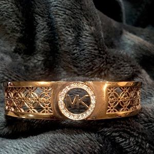 Michael Kors snap bracelet